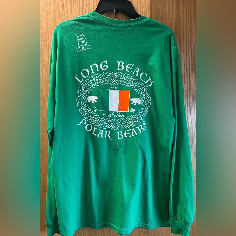 New Irish Long Beach NY Polar Bears T-Shirt size Large Unisex